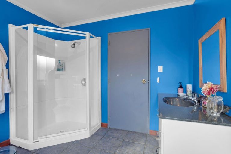 Photo of property in 42 Ayrshire Drive, Grandview Heights, Hamilton, 3200