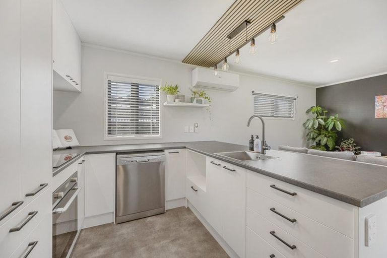 Photo of property in 18a Williams Street, Marewa, Napier, 4110