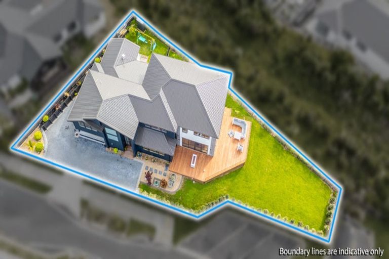 Photo of property in 6 Wheki Place, Swanson, Auckland, 0614