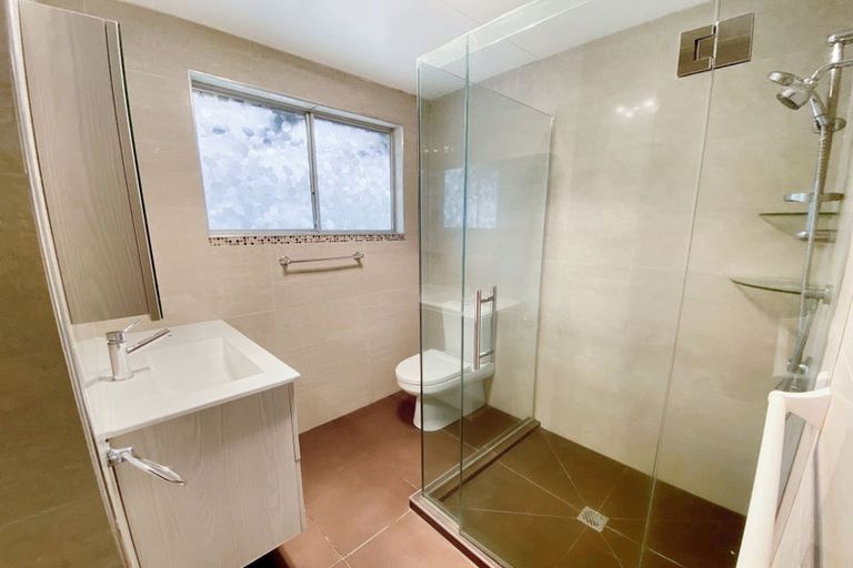 Photo of property in 8 Bentley Avenue, Glenfield, Auckland, 0629