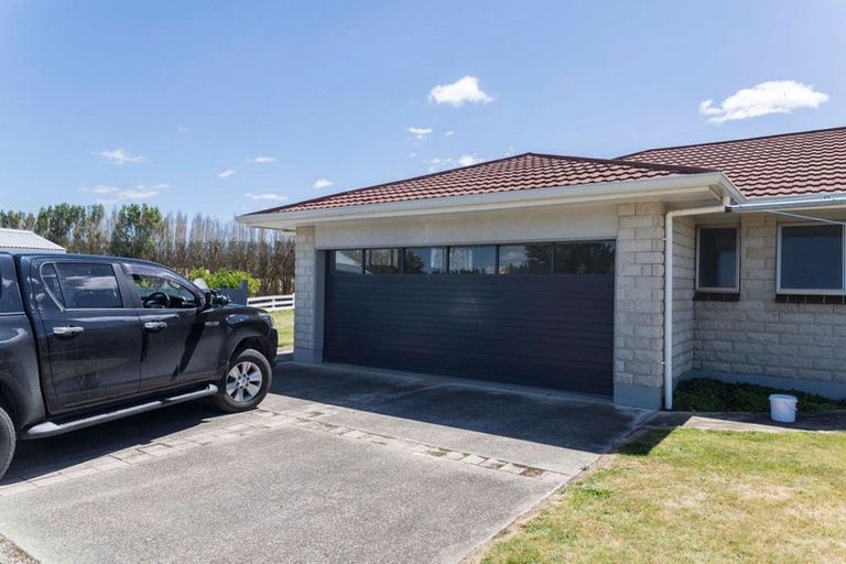 Photo of property in 47 Laws Road, Dannevirke, 4972