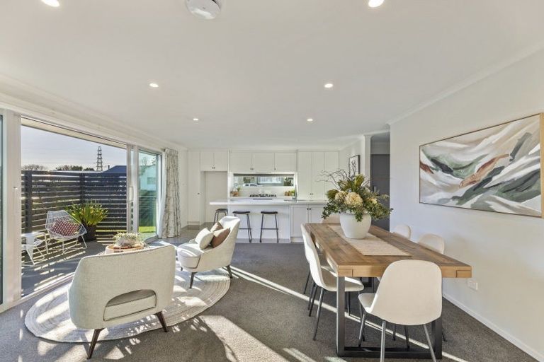 Photo of property in 1 Howe Place, Upper Vogeltown, New Plymouth, 4310