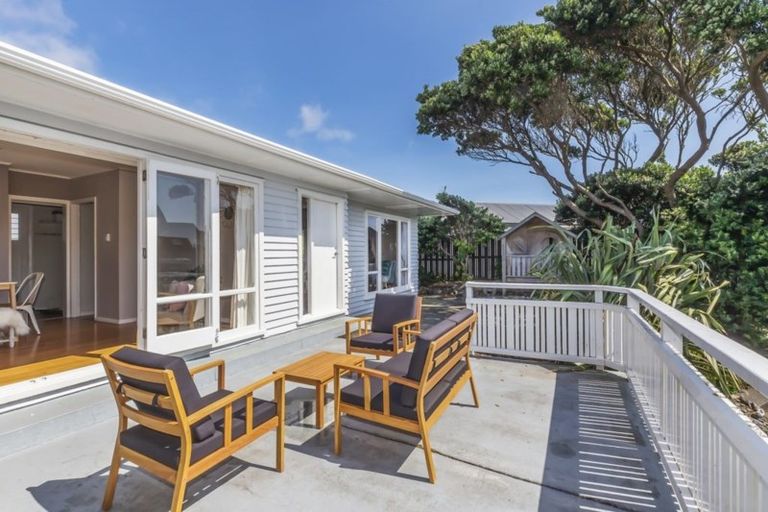Photo of property in 12 Tireti Road, Titahi Bay, Porirua, 5022