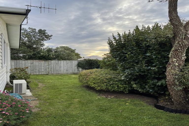 Photo of property in 40 Linwood Drive, Paraparaumu, 5032