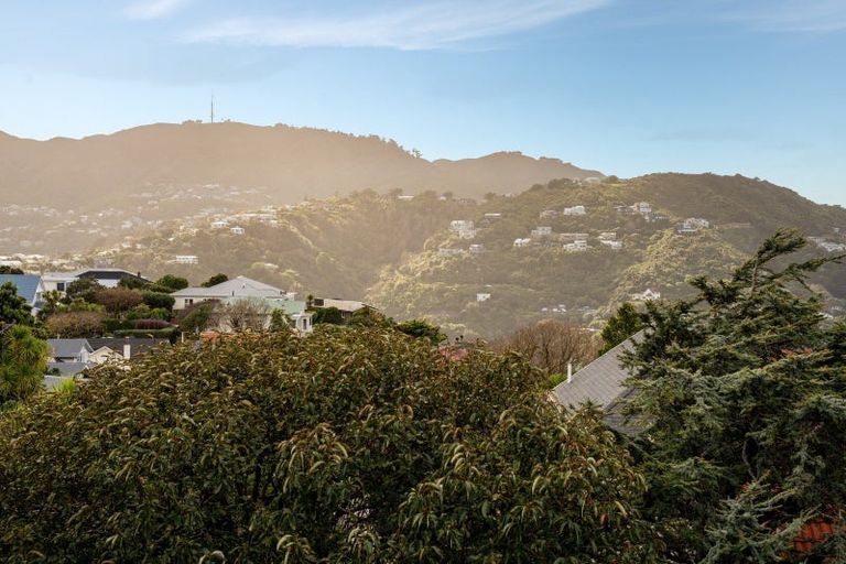 Photo of property in 32 Wade Street, Wadestown, Wellington, 6012