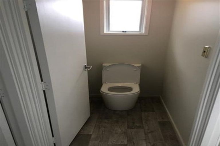 Photo of property in 1 Selsey Lane, Manurewa, Auckland, 2102
