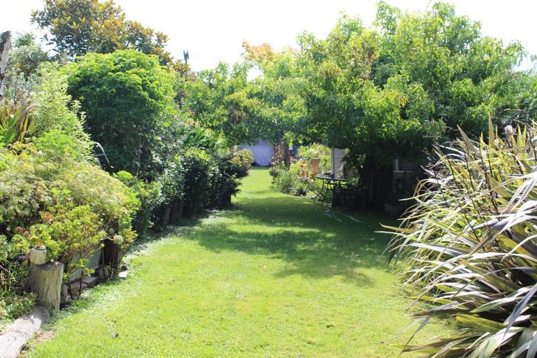 Photo of property in 37 Abbotsford Road, Waipawa, 4210
