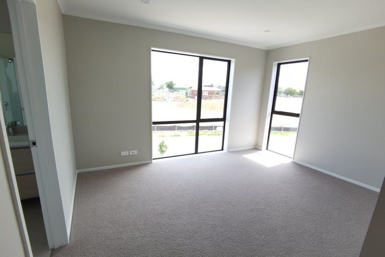 Photo of property in 24 Te Rito Road, Hobsonville, Auckland, 0616