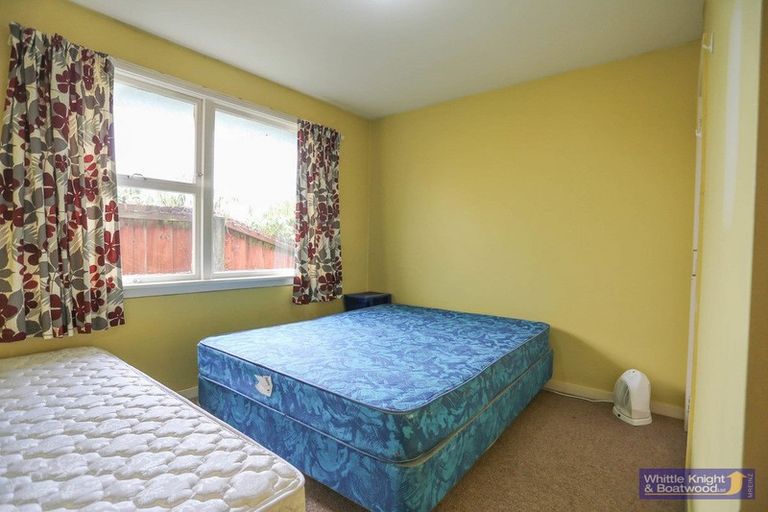 Photo of property in 6 Rosedale Place, Avonhead, Christchurch, 8042