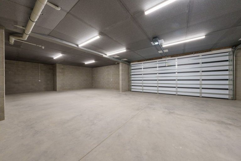 Photo of property in 93 Plantation Road, Wanaka, 9305
