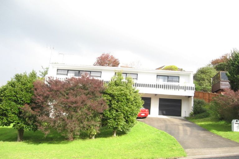 Photo of property in 79 Haseler Crescent, Howick, Auckland, 2014