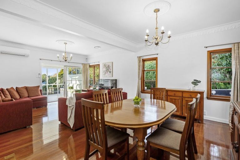 Photo of property in 53 The Drive, Tawa, Wellington, 5028