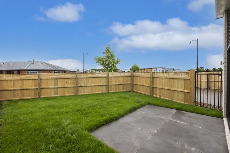 Photo of property in 2 Lussa Close, Broomfield, Christchurch, 8042