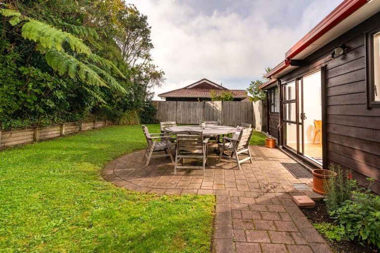 Photo of property in 65 Rangoon Street, Khandallah, Wellington, 6035