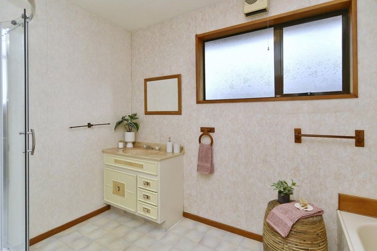 Photo of property in 148 Main North Road, Papanui, Christchurch, 8052