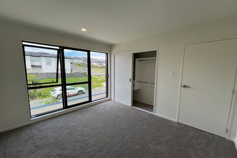 Photo of property in 3 Ki Roto Way, Flat Bush, Auckland, 2019