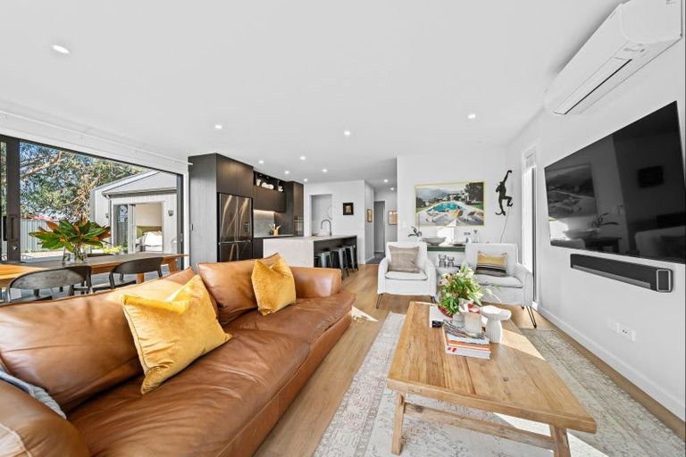 Photo of property in 24 Plains Avenue, Masterton, 5810