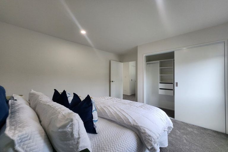 Photo of property in 15 Matterhorn Crescent, Northpark, Auckland, 2013