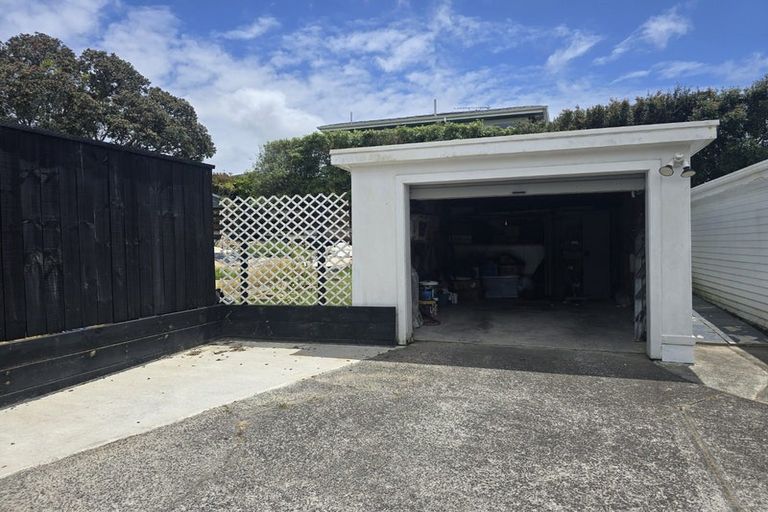 Photo of property in 4/8 Ngataringa Road, Devonport, Auckland, 0624