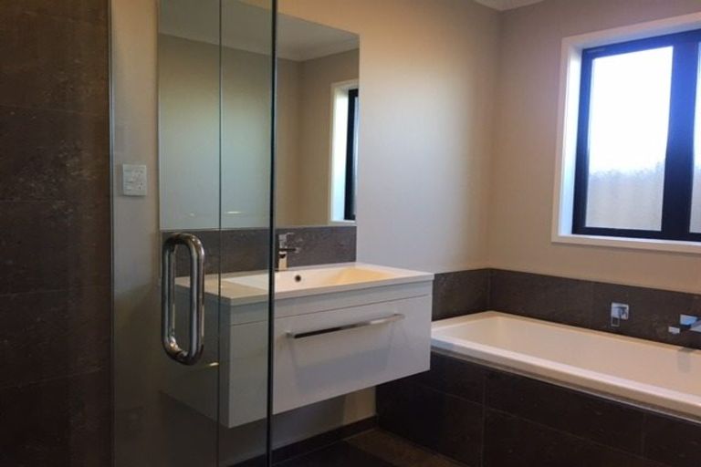 Photo of property in 16 Hancox Street, Kaiapoi, 7630