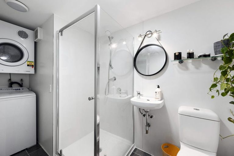 Photo of property in 7 Manley Terrace, Newtown, Wellington, 6021