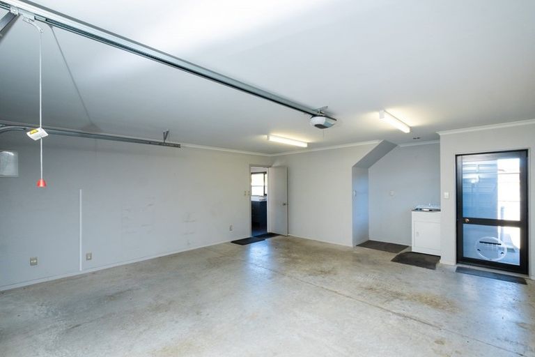 Photo of property in 23a Avondale Road, Taradale, Napier, 4112