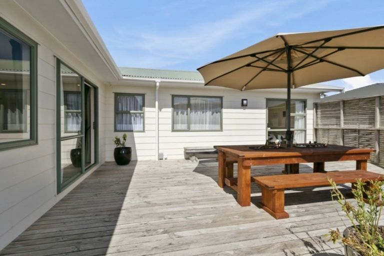 Photo of property in 5a Kilkenny Grove, Wainuiomata, Lower Hutt, 5014