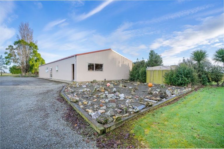 Photo of property in 266 Winton Hedgehope Highway, Winton, 9782