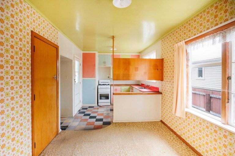 Photo of property in 11 Bartholomew Road, Levin, 5510