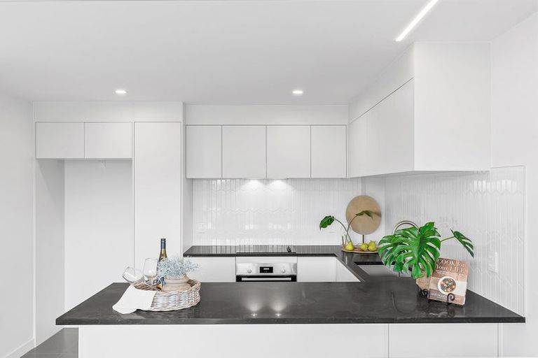 Photo of property in 5/49 Northboro Road, Belmont, Auckland, 0622