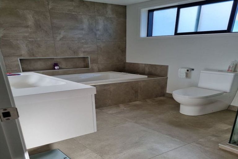 Photo of property in 6 Learning Rock Lane, Wanaka, 9305