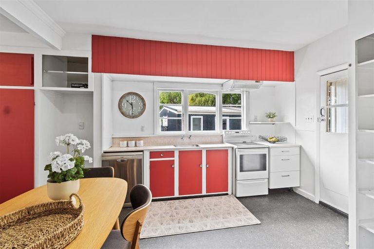 Photo of property in 15 Taramea Place, Addington, Christchurch, 8024