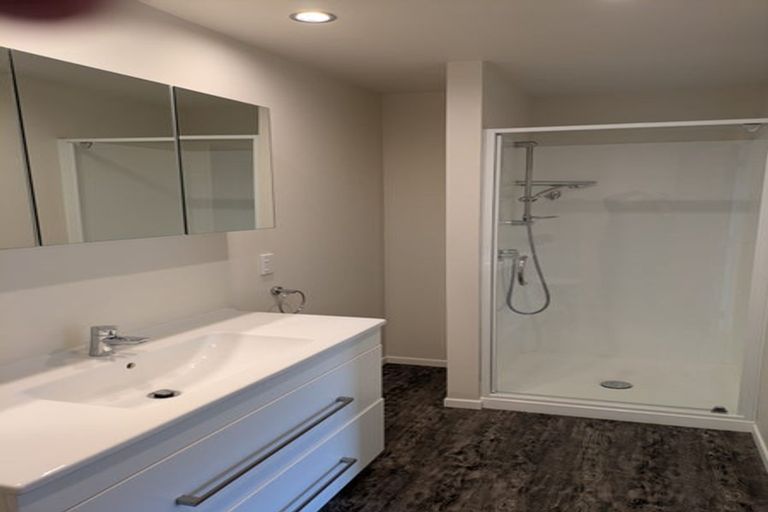 Photo of property in 14c Domanski Crescent, Owhiro Bay, Wellington, 6023