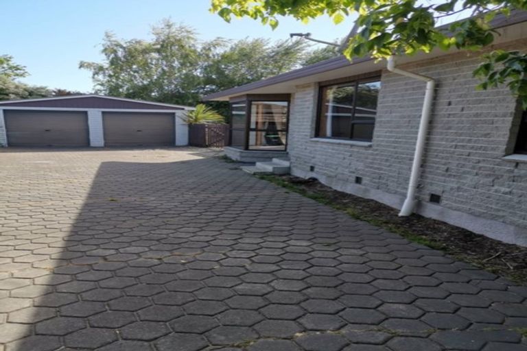 Photo of property in 9 Genista Place, Parklands, Christchurch, 8083