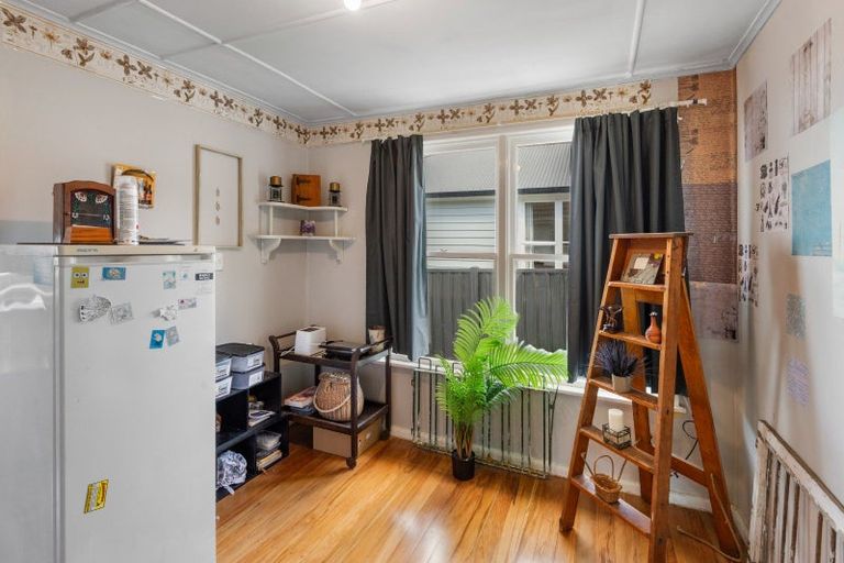 Photo of property in 18 Mclean Street, Oamaru North, Oamaru, 9400