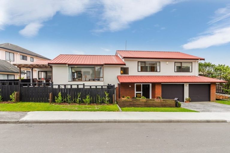 Photo of property in 80 Cortina Avenue, Johnsonville, Wellington, 6037