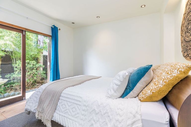 Photo of property in 35 Neptune Avenue, Beach Haven, Auckland, 0626