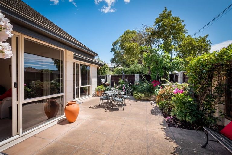 Photo of property in 35 Merrin Street, Avonhead, Christchurch, 8042