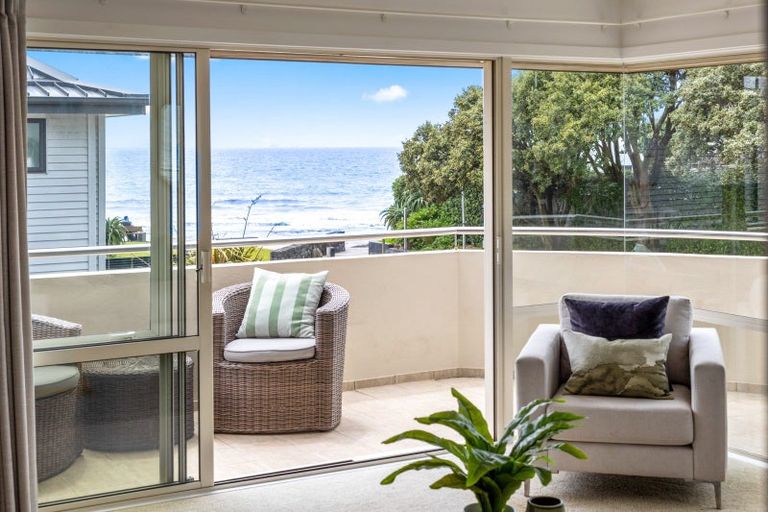 Photo of property in 22 Tiri Road, Milford, Auckland, 0620