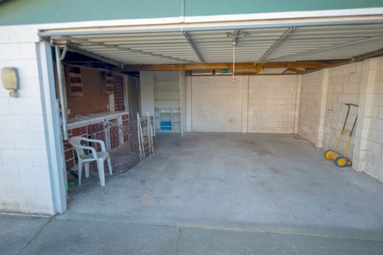 Photo of property in 3 Blankney Street, Hornby, Christchurch, 8042