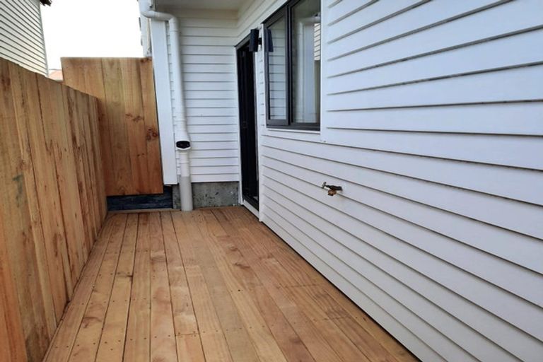 Photo of property in 5/10 Rimu Street, New Lynn, Auckland, 0600