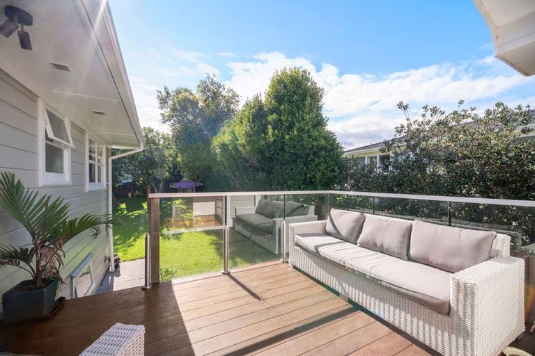 Photo of property in 16 The Boulevard, Sunnyhills, Auckland, 2010