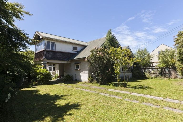 Photo of property in 76 Bryndwr Road, Bryndwr, Christchurch, 8052
