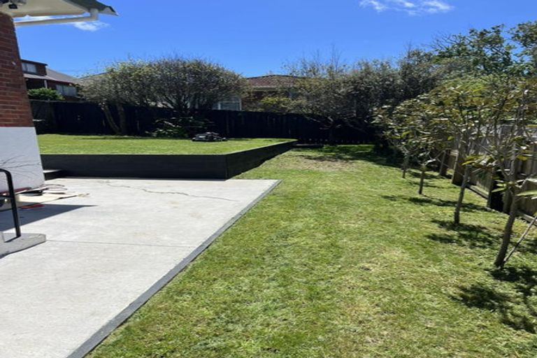 Photo of property in 3/4 Birchfield Road, Hauraki, Auckland, 0622