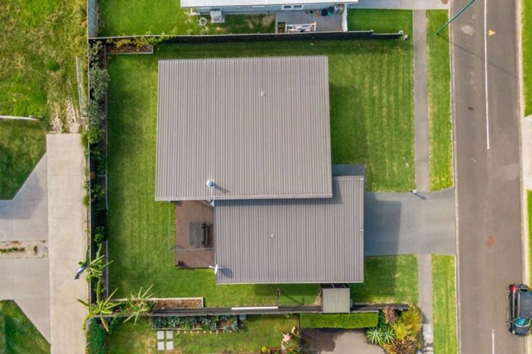 Photo of property in 10 Tuamotu Park, Wainui, Gisborne, 4010