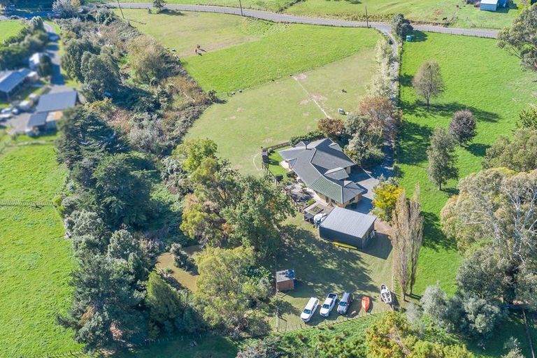 Photo of property in 54 Potts Road, Koputaroa, Shannon, 5571