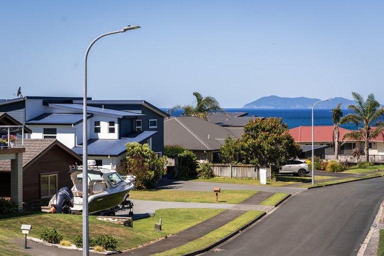 Photo of property in 38 Mayor View Terrace, Waihi Beach, 3611