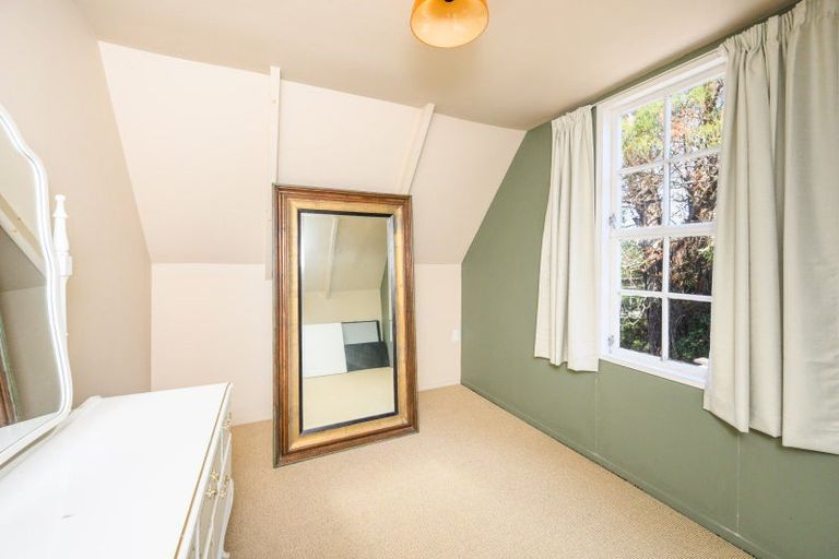 Photo of property in 31 Redwood Grove, Hokowhitu, Palmerston North, 4410