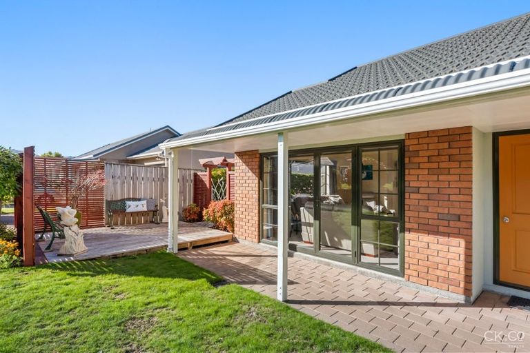Photo of property in 11 Ormrod Grove, Riverstone Terraces, Upper Hutt, 5018