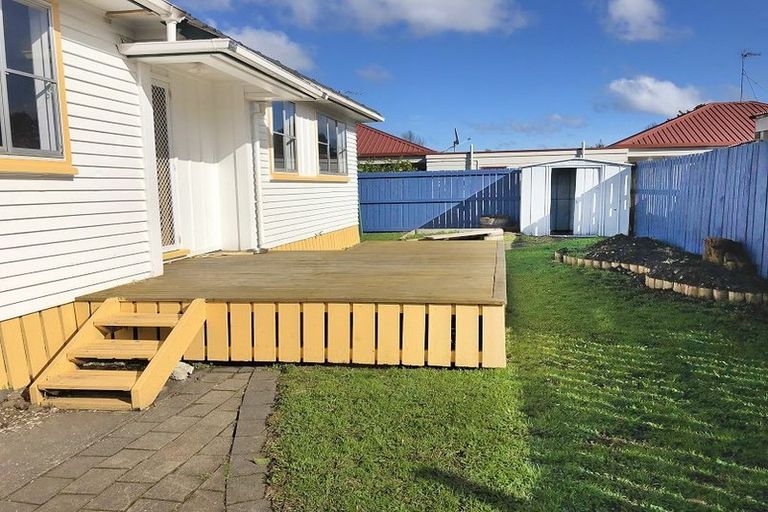 Photo of property in 2/10 Taka Street, Takanini, 2112